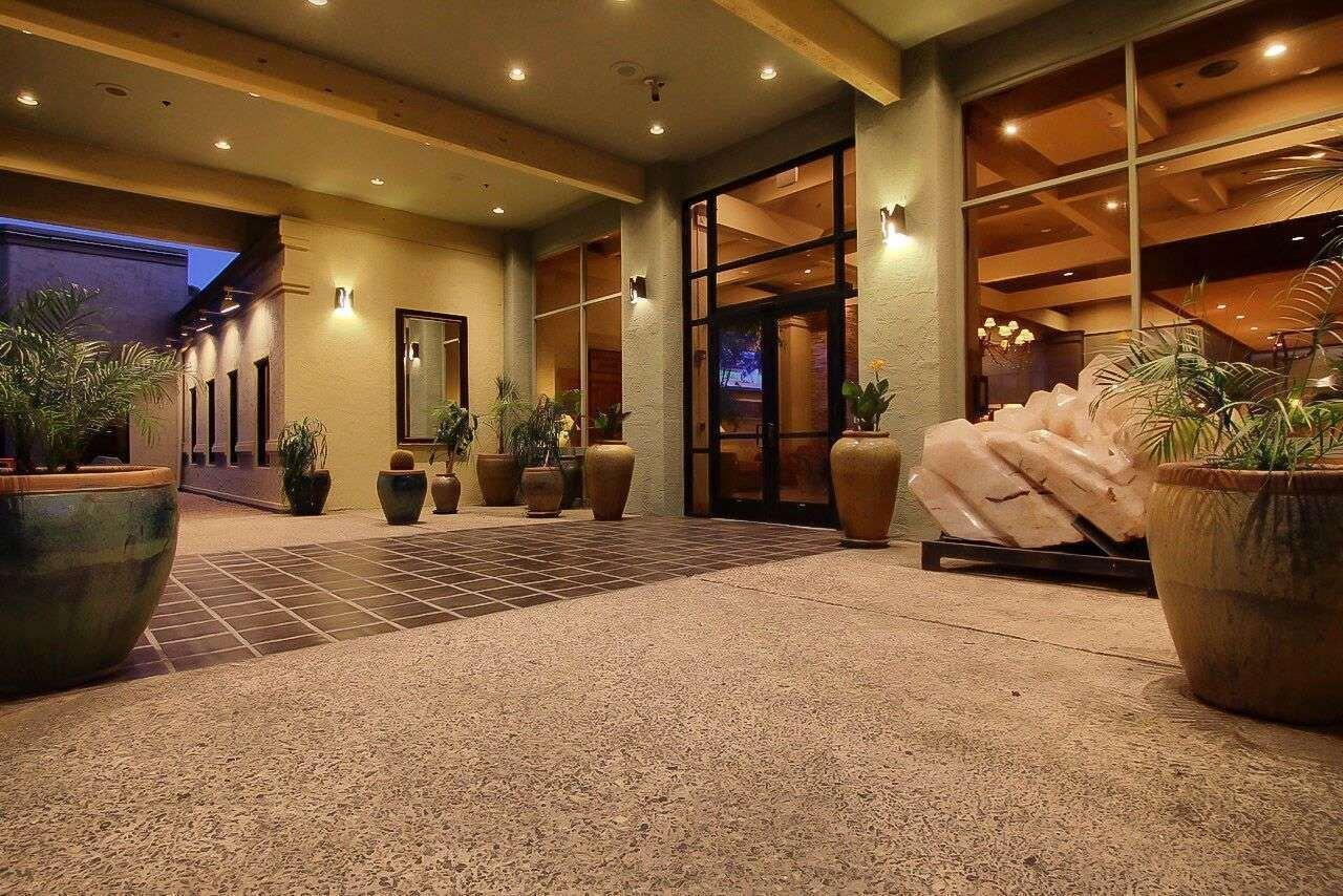 Отель Ramada By Wyndham Тусон Экстерьер фото